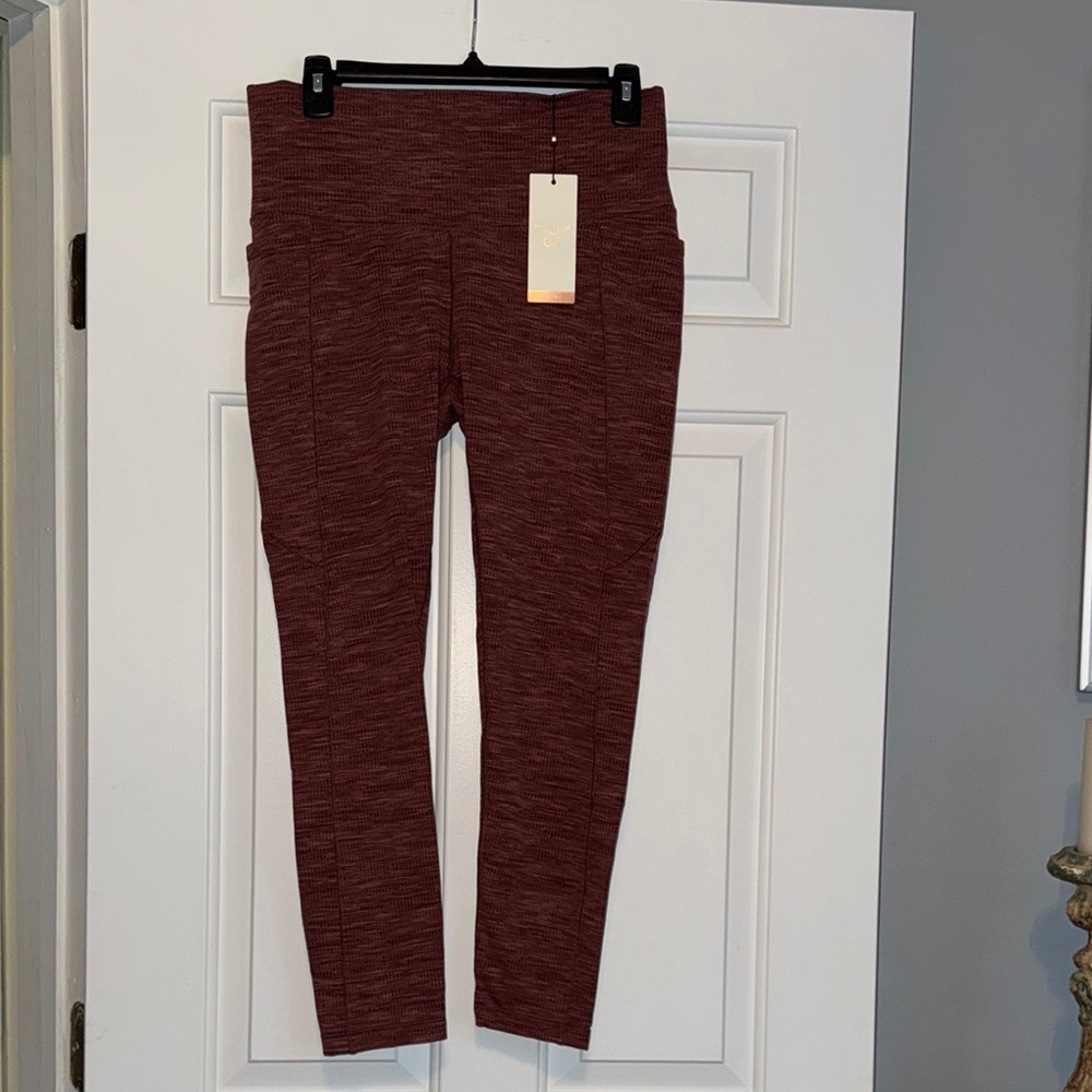 NWT CALIA by Carrie Underwood Maroon Leggings